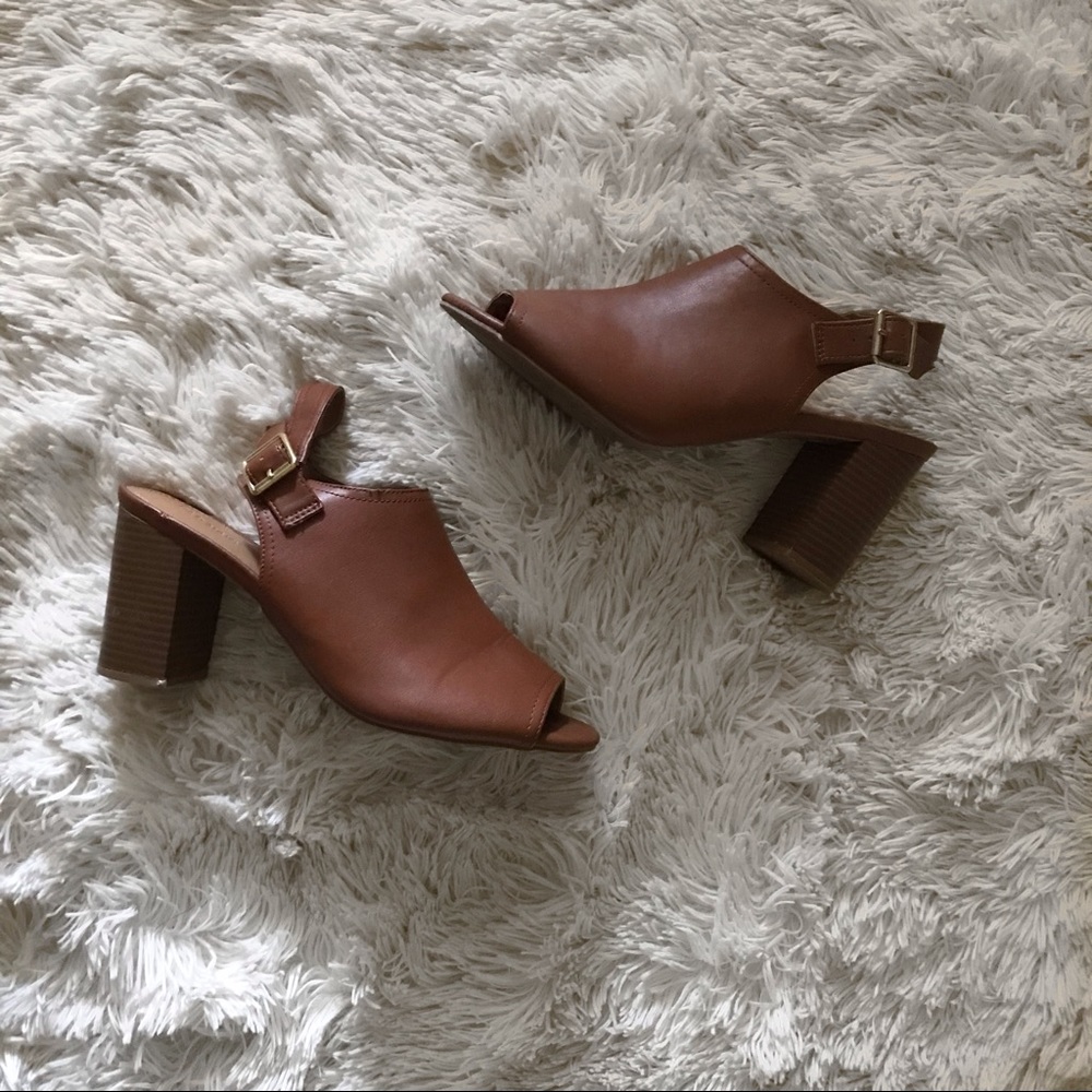 🎉NEW YEAR SALE🎉 Peep Toe Mule Heels
